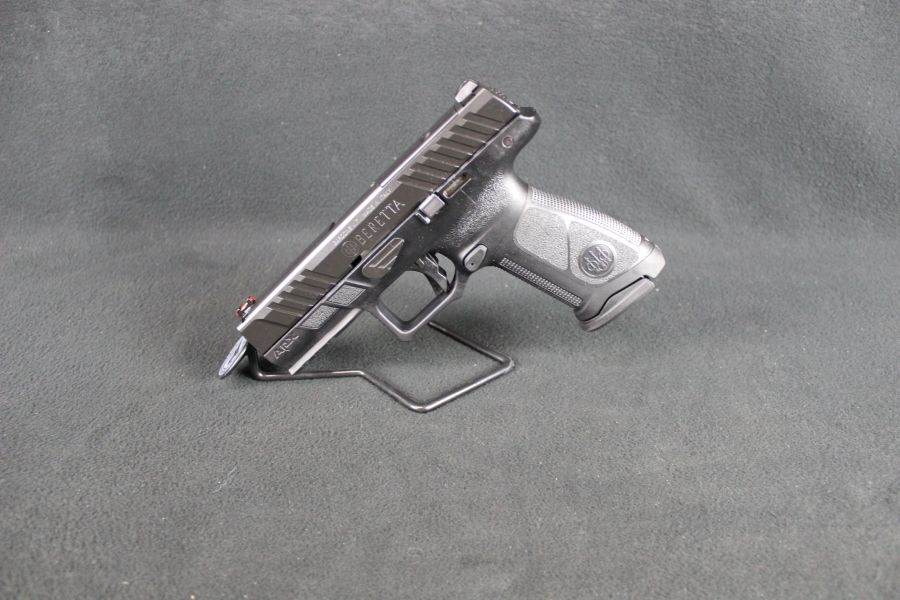 Beretta APX A1 Full Size 9mm 4.25" Black 17+1 NEW JAXAF917FO-img-1