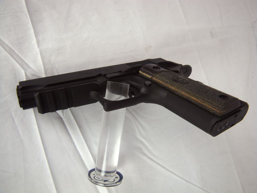 Browning 1911-22 Black Label W/Rail 22lr 3-5/8"NEW-img-6