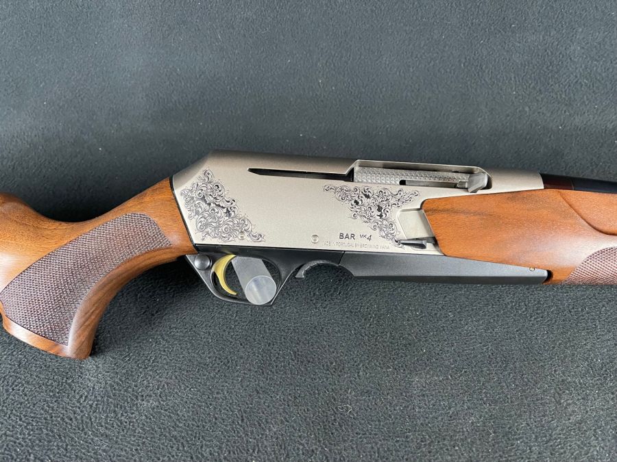 Browning BAR MK4 Medallion 7mm Rem Mag Walnut 24" Blued NEW 039009227-img-1