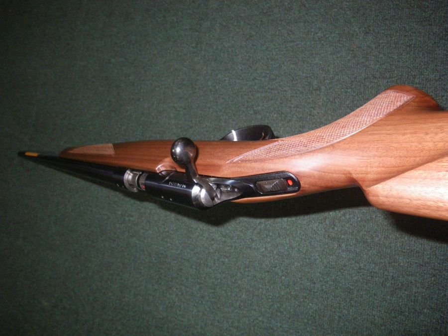 Browning T-Bolt Sporter Wood 17 HMR 22"-img-4