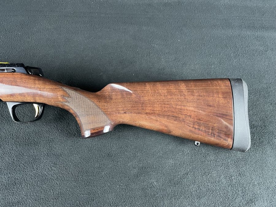 Browning X-Bolt 2 Medallion SPR 270 Win Walnut 18" Threaded NEW 036145224-img-4