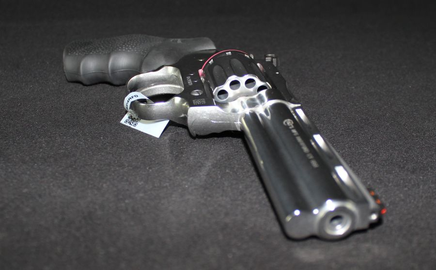 Colt King Cobra Target 22lr 4.25" Stainless NEW KCOBRA22-SP4RFO-img-7