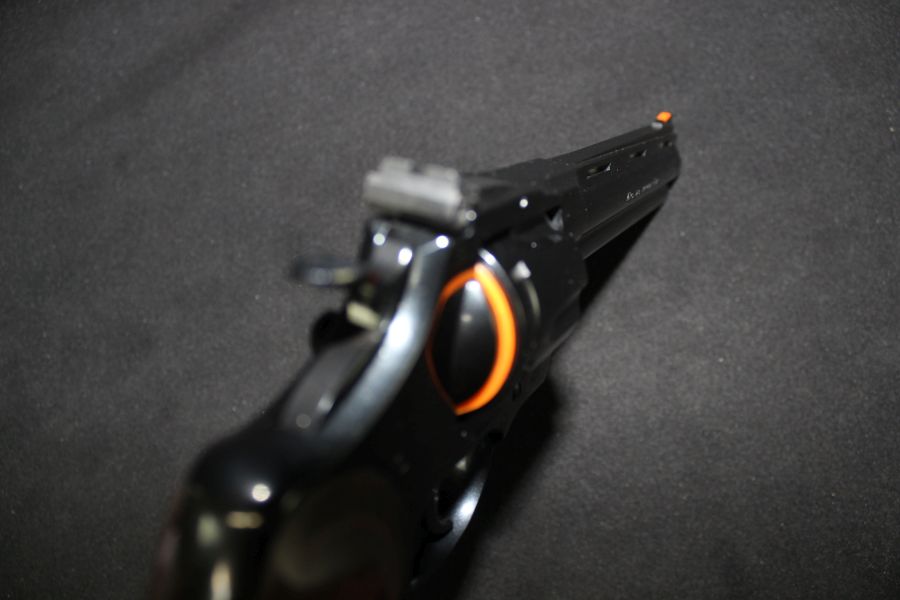 Colt Python 357mag 6” Blued/Wood NEW Revolver BP6WTS-img-4
