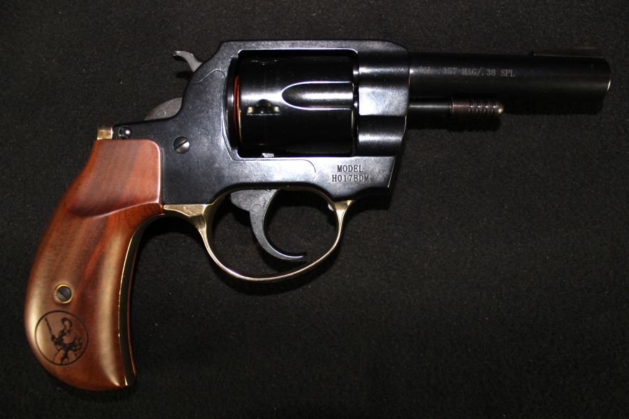 Henry Big Boy Bird’s Head 357 Mag American Walnut 4” NEW H017BDM-img-1