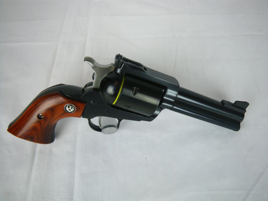 Ruger Super Blackhawk New Model 44 Mag 4.62" NEW-img-1
