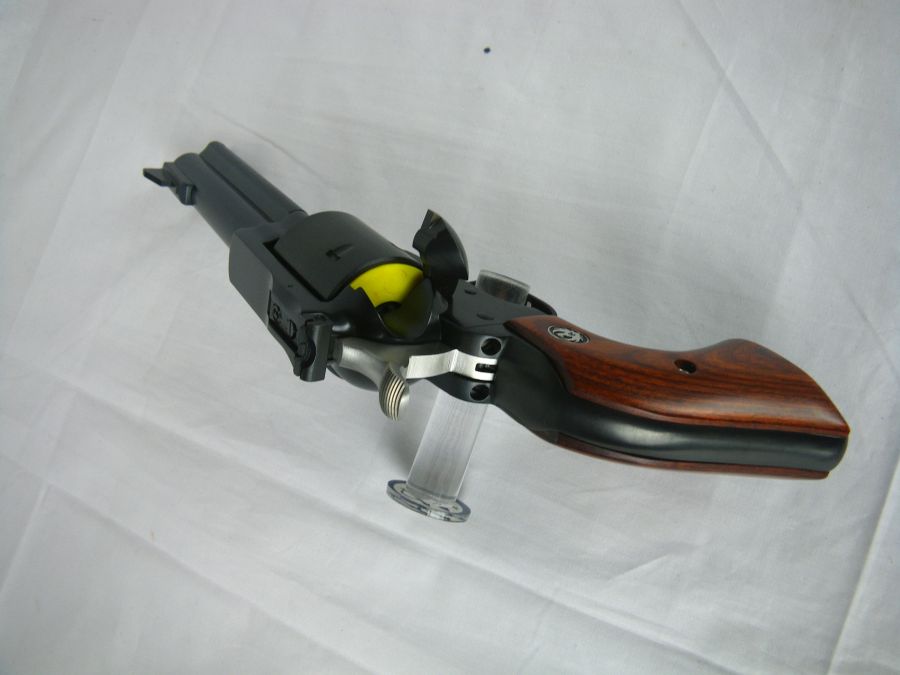 Ruger Super Blackhawk New Model 44 Mag 4.62" NEW-img-3
