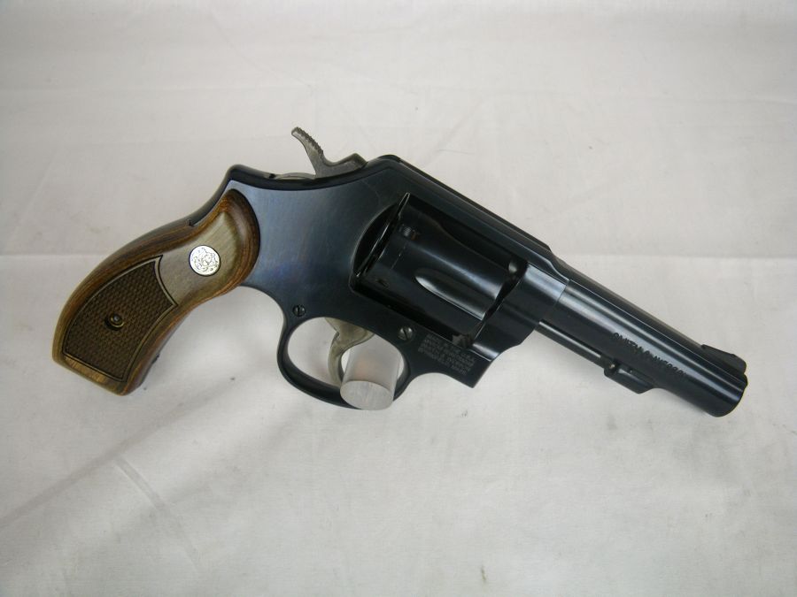 Smith & Wesson Model 10 Blued 38 Special +P 4" NEW-img-1