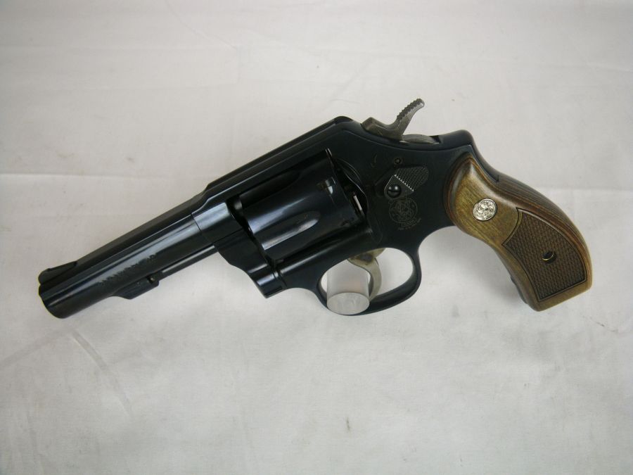 Smith & Wesson Model 10 Blued 38 Special +P 4" NEW-img-2