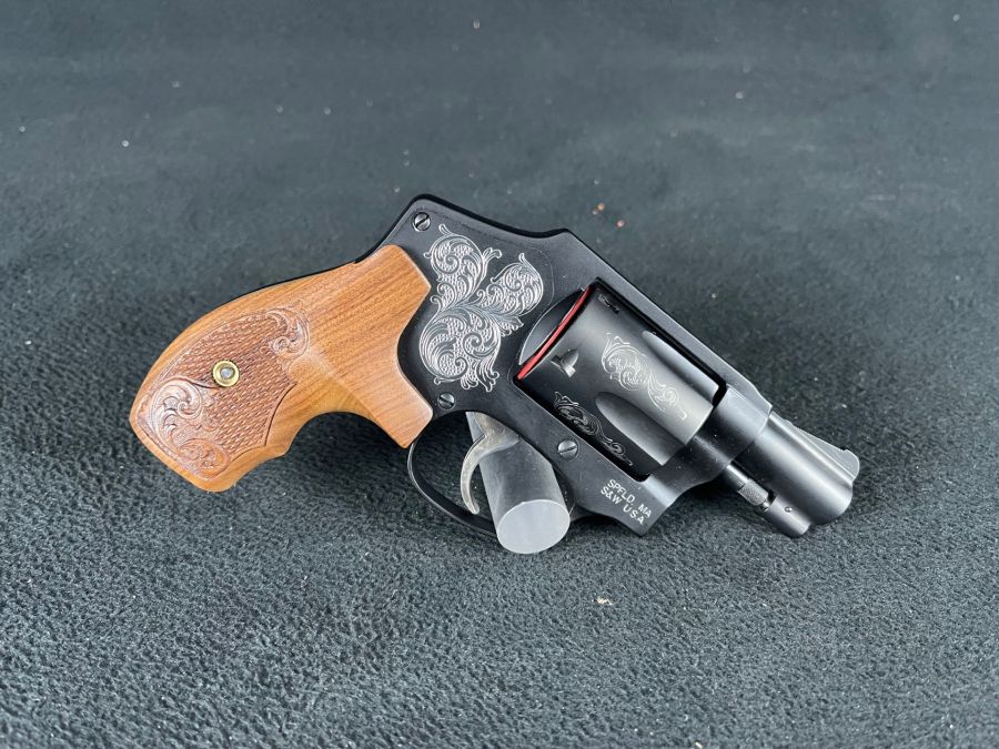 Smith & Wesson Model 442 Engraved 38 Spl 1.875" Black S&W NEW 150785-img-1