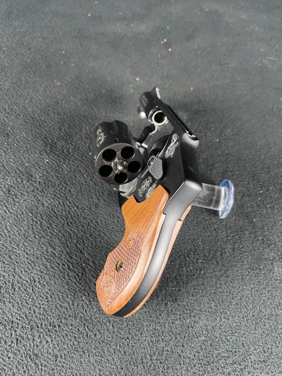 Smith & Wesson Model 442 Engraved 38 Spl 1.875" Black S&W NEW 150785-img-3