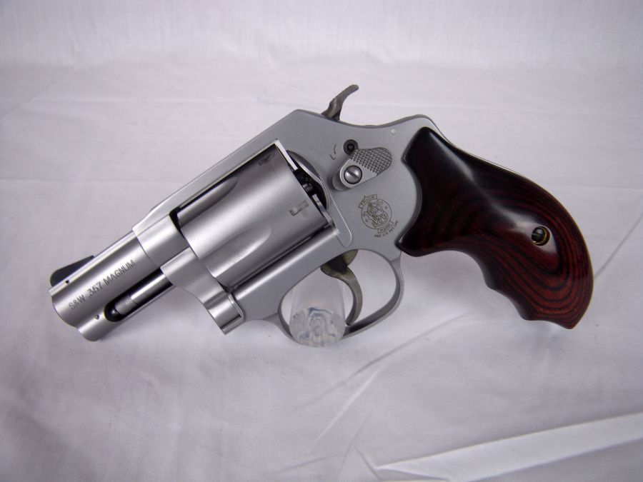 Smith & Wesson Model 60LS Lady Smith 357Mag 2.125"-img-2