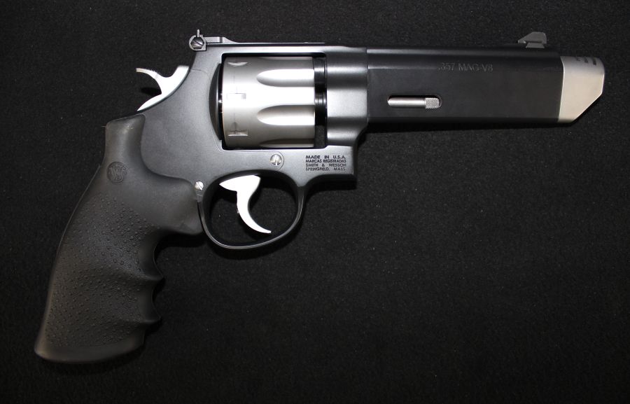 Smith & Wesson 627-5 V-Comp 357 Mag Two-Tone 5” NEW 170296-img-1