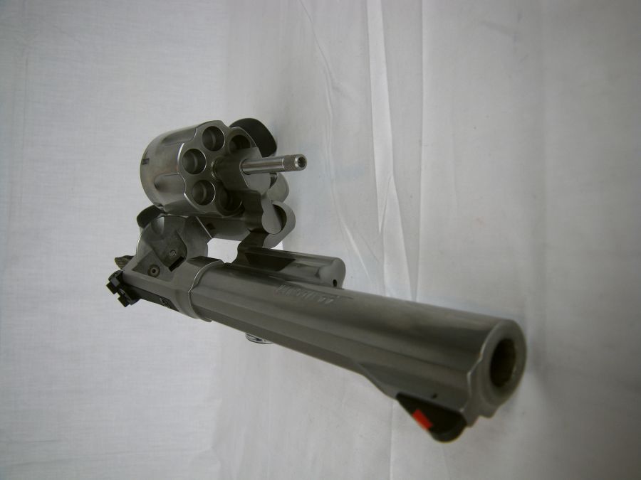 Smith & Wesson Model 629 .44 Mag 6" NEW 163606-img-4
