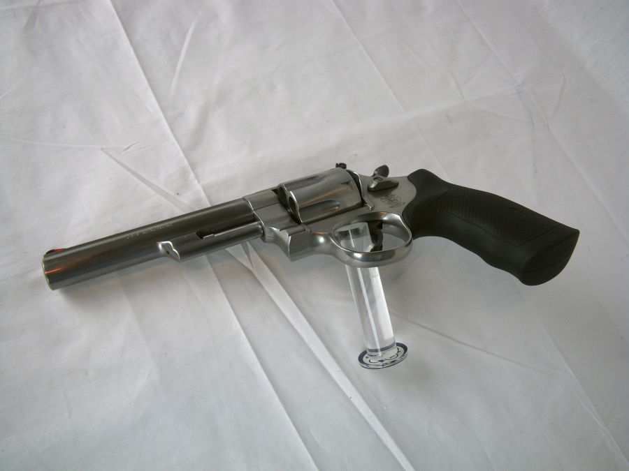 Smith & Wesson Model 629 .44 Mag 6" NEW 163606-img-6