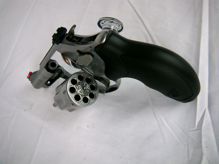 Smith & Wesson Model 63 S&W 22lr 3" Stainless NEW-img-3