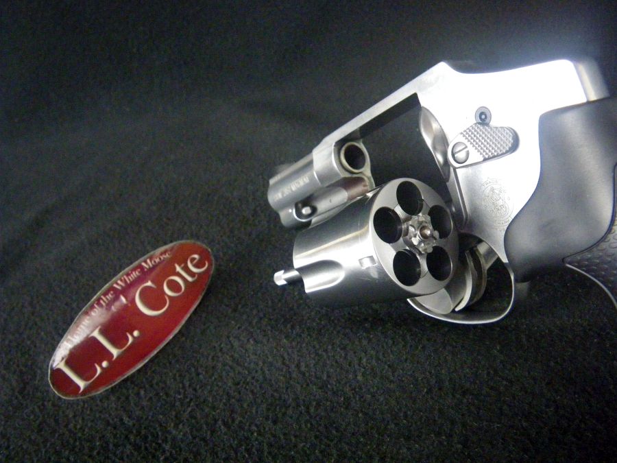 Smith & Wesson 640 SS 357mag 2.125" NEW 163690-img-3
