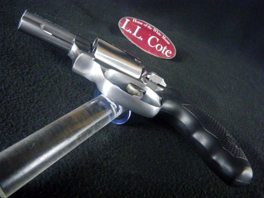 Smith & Wesson 640 SS 357mag 2.125" NEW 163690-img-6