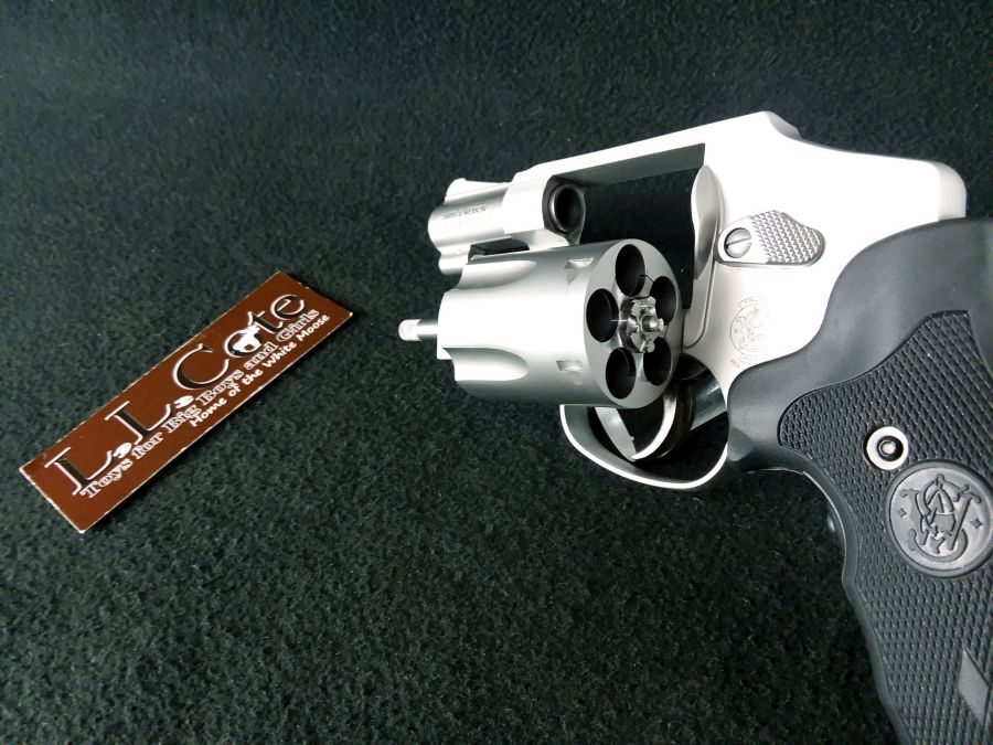 Smith & Wesson 642 Crimson Trace 38Spl +P 1.875" NEW 150972-img-3