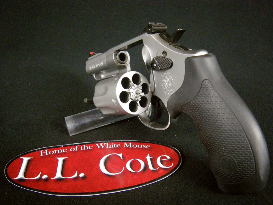 Smith & Wesson Model 66 Combat 357Mag 2.75" NEW-img-3