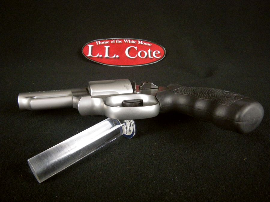 Smith & Wesson Model 66 Combat 357Mag 2.75" NEW-img-6