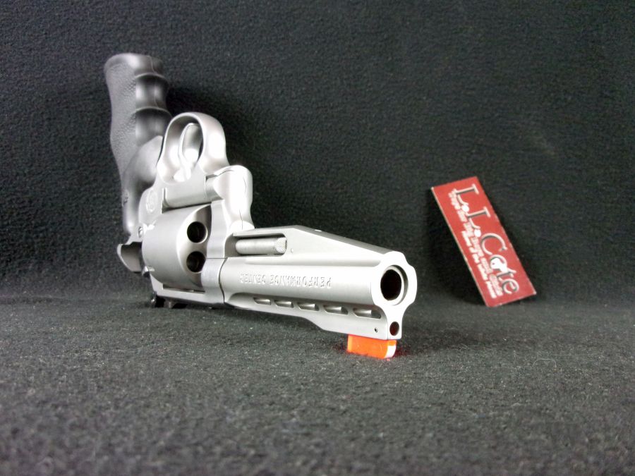 Smith & Wesson Performance Center 686 357mag 4" NEW 11759-img-7