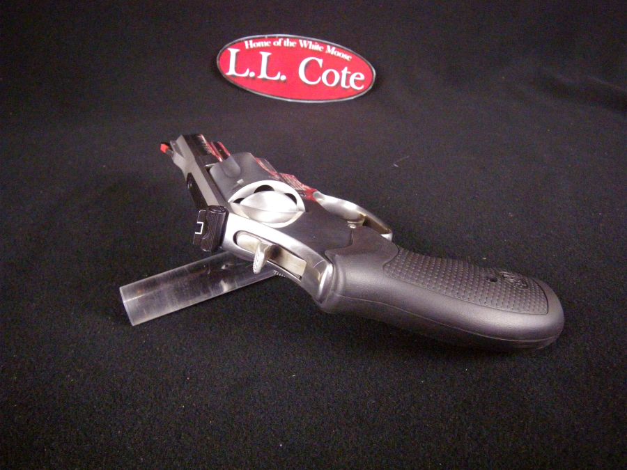 Smith & Wesson Model 686 Plus 357 Magnum 2.5" NEW-img-5