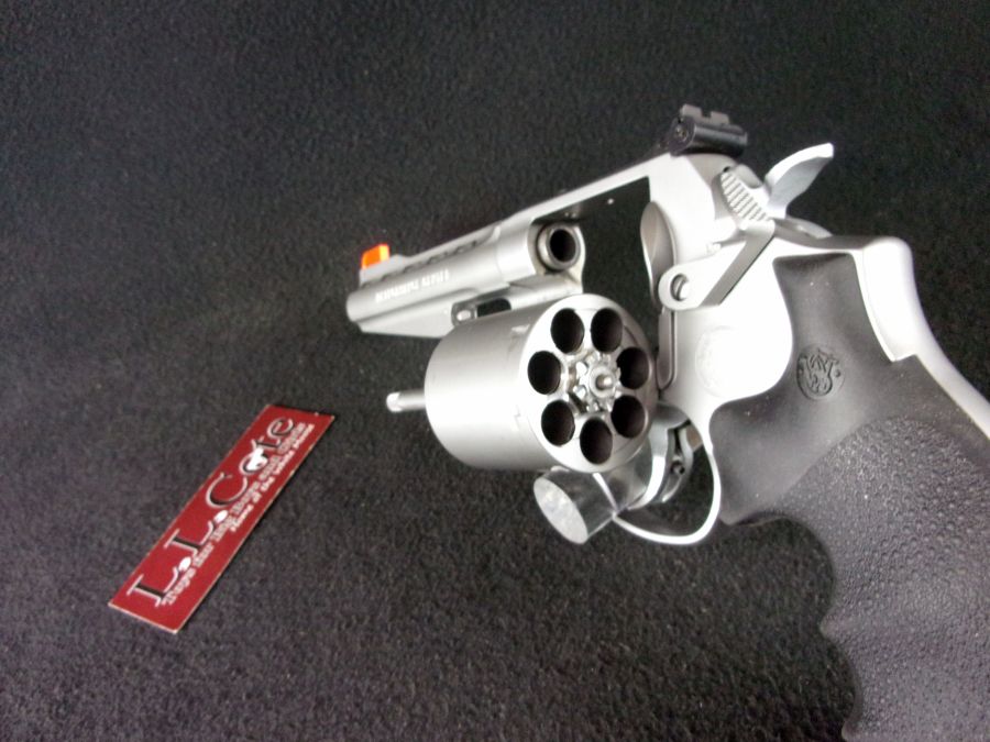 Smith & Wesson Performance Center 686 357mag 5" NEW 11760-img-3