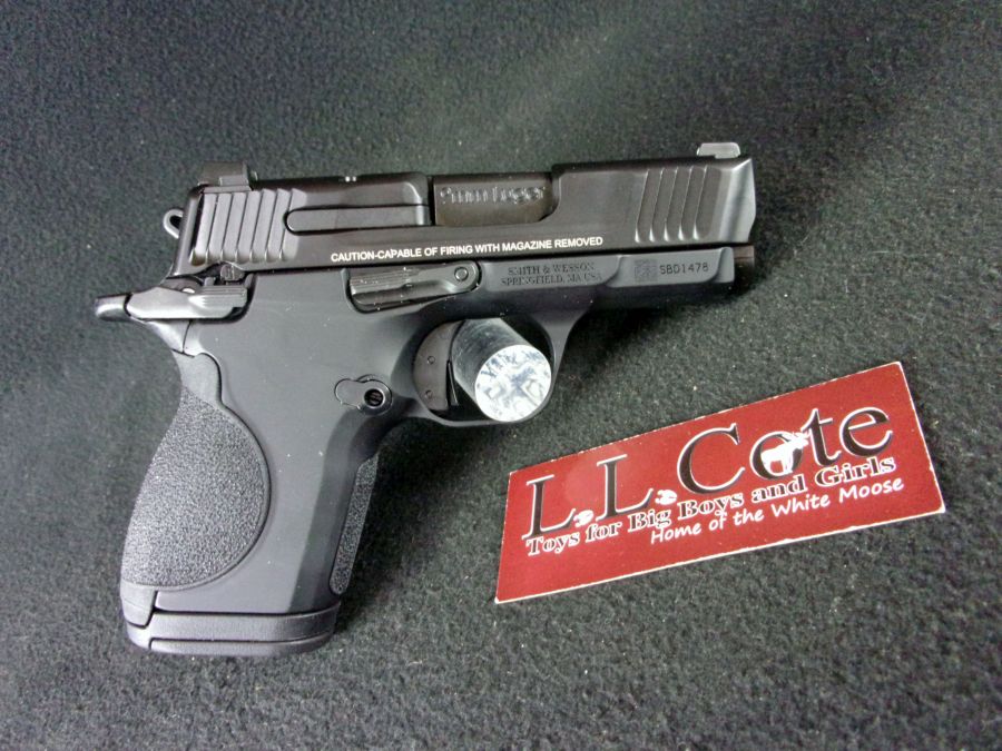 Smith & Wesson CSX 9mm 3.1" Armornite Black NEW 12615-img-1