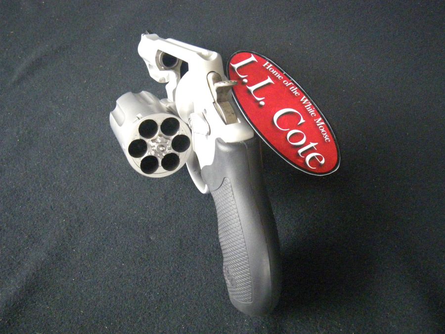 Smith & Wesson S&W Governor 45/45lc/410 2.75" NEW-img-3