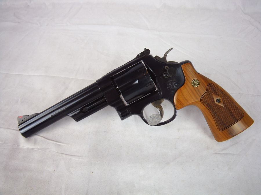 Smith & Wesson Model 57 41 Mag 6" S&W Wd/Blue NEW-img-2
