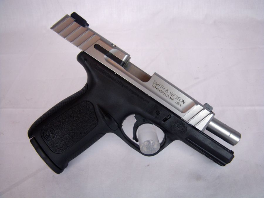 Smith & Wesson SD40 VE 40S&W 4" Stainless/Syn NEW-img-3