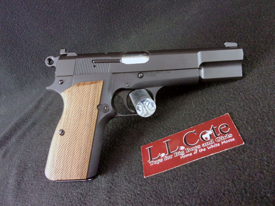 Springfield SA-35 9mm 4.7" Black/Walnut NEW HP9201-img-1