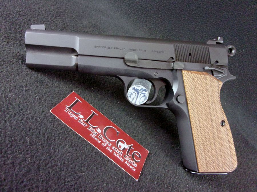 Springfield SA-35 9mm 4.7" Black/Walnut NEW HP9201-img-2