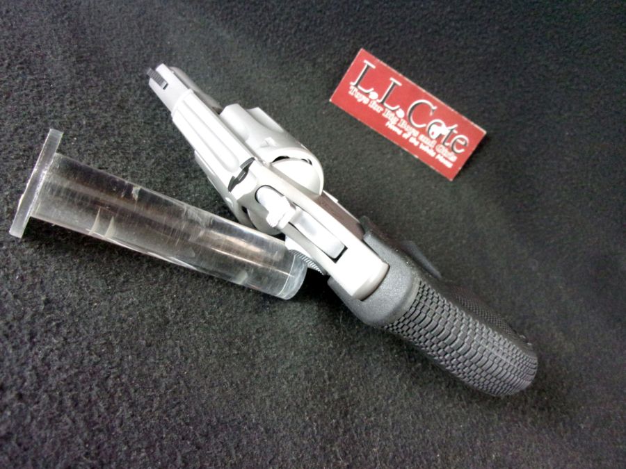 Taurus 942 22 WMR 2" Matte Stainless NEW 2-942M029-img-5