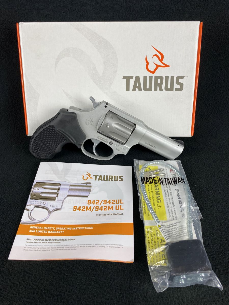 Taurus 942 Ultra-Lite .22 WMR Mag 3" Barrel 8 Rounds SS NEW 2-942M039UL-img-0