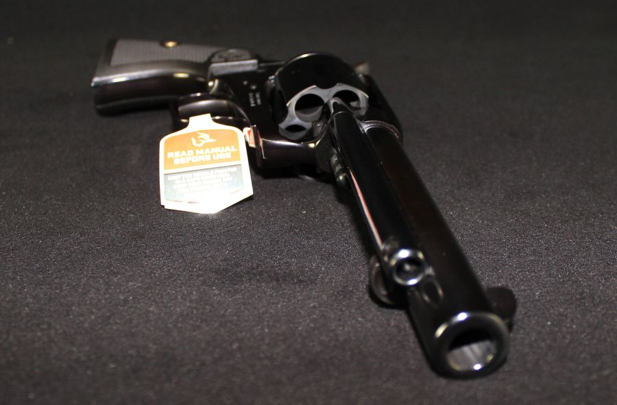 Taurus Deputy 45 Colt Polished Black 5.5” NEW 2-D4551-img-7