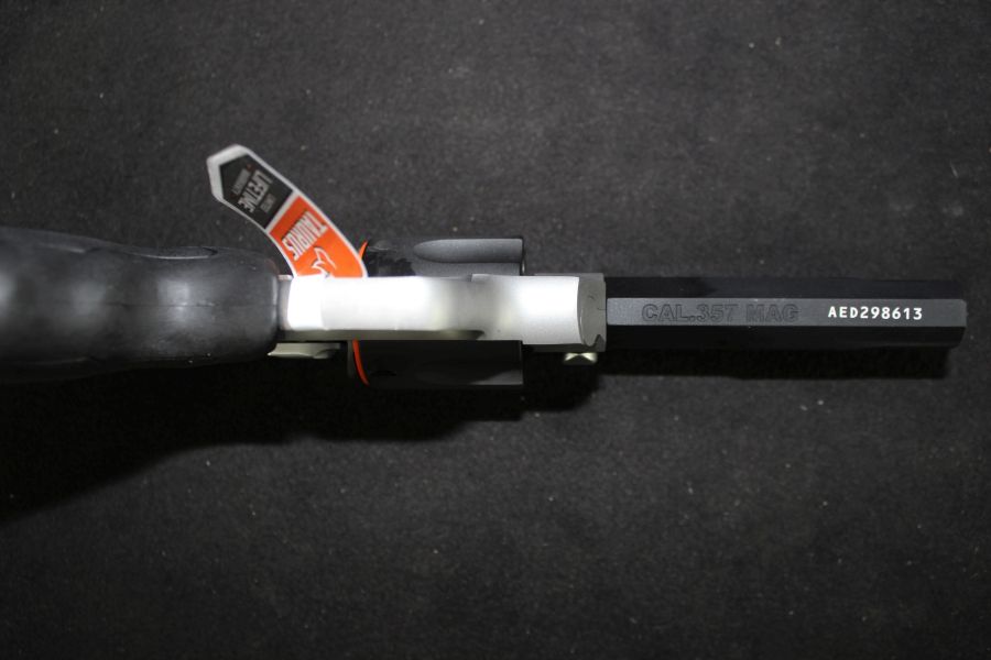 Taurus Raging Hunter 357mag 5.1" NEW 2-357055RH-img-3