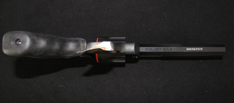 Taurus Raging Hunter 357 Mag / 38 Spl +P 6.75” Black NEW 2-357061RH-img-3