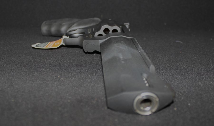 Taurus Raging Hunter 357 Mag / 38 Spl +P 6.75” Black NEW 2-357061RH-img-7