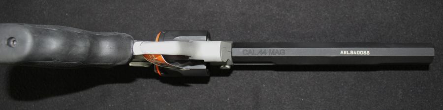 Taurus Raging Hunter 44mag 8.375” Two-Tone NEW 2-440085RH-DLX-img-3