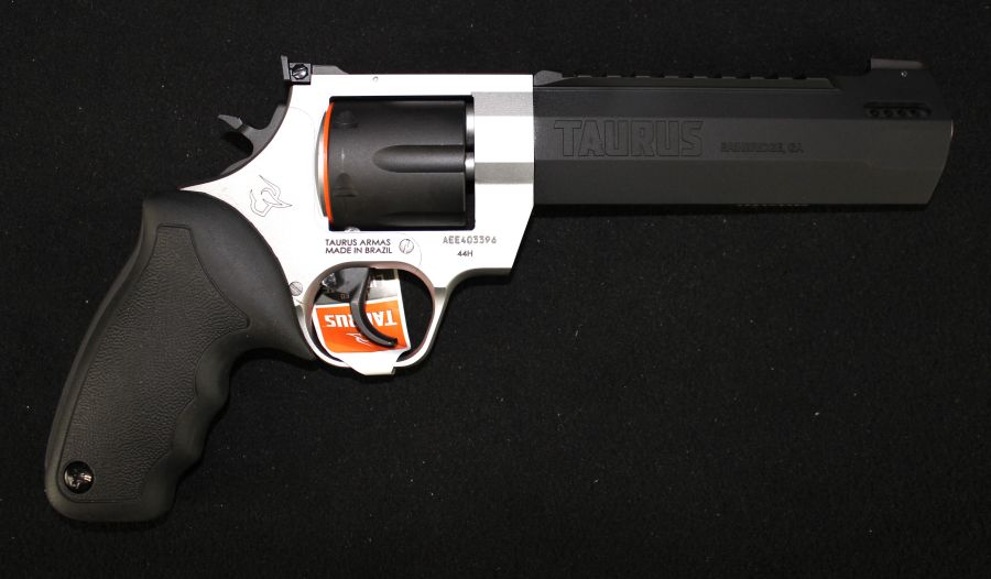 Taurus Raging Hunter Two-Tone 44 Mag 6.75” NEW 2-440065RH-img-1